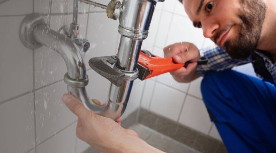 Professional clogged toilet repair services in Mountain View, MO